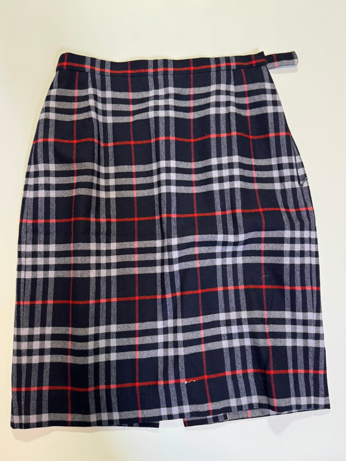 (한글택) 버버리 빈티지 치마 네이비 상품이미지1