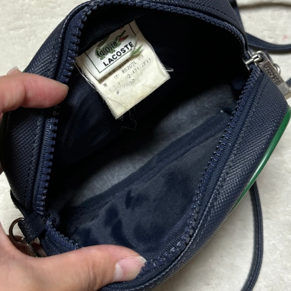 라코스테 미니 크로스백 상품이미지3