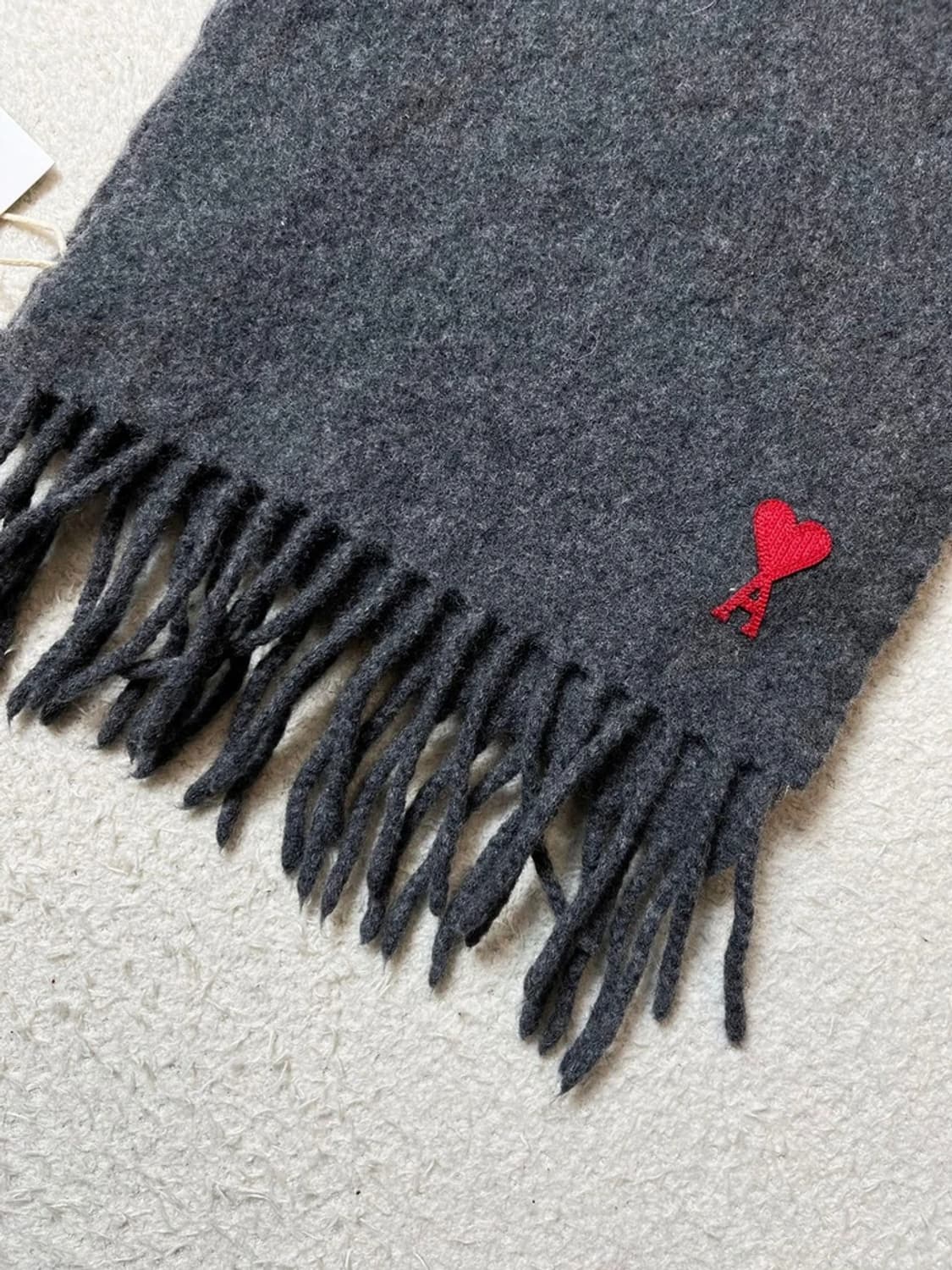 아미 AMI 시그니처 하트 로고 울 목도리 A1699 상품이미지3