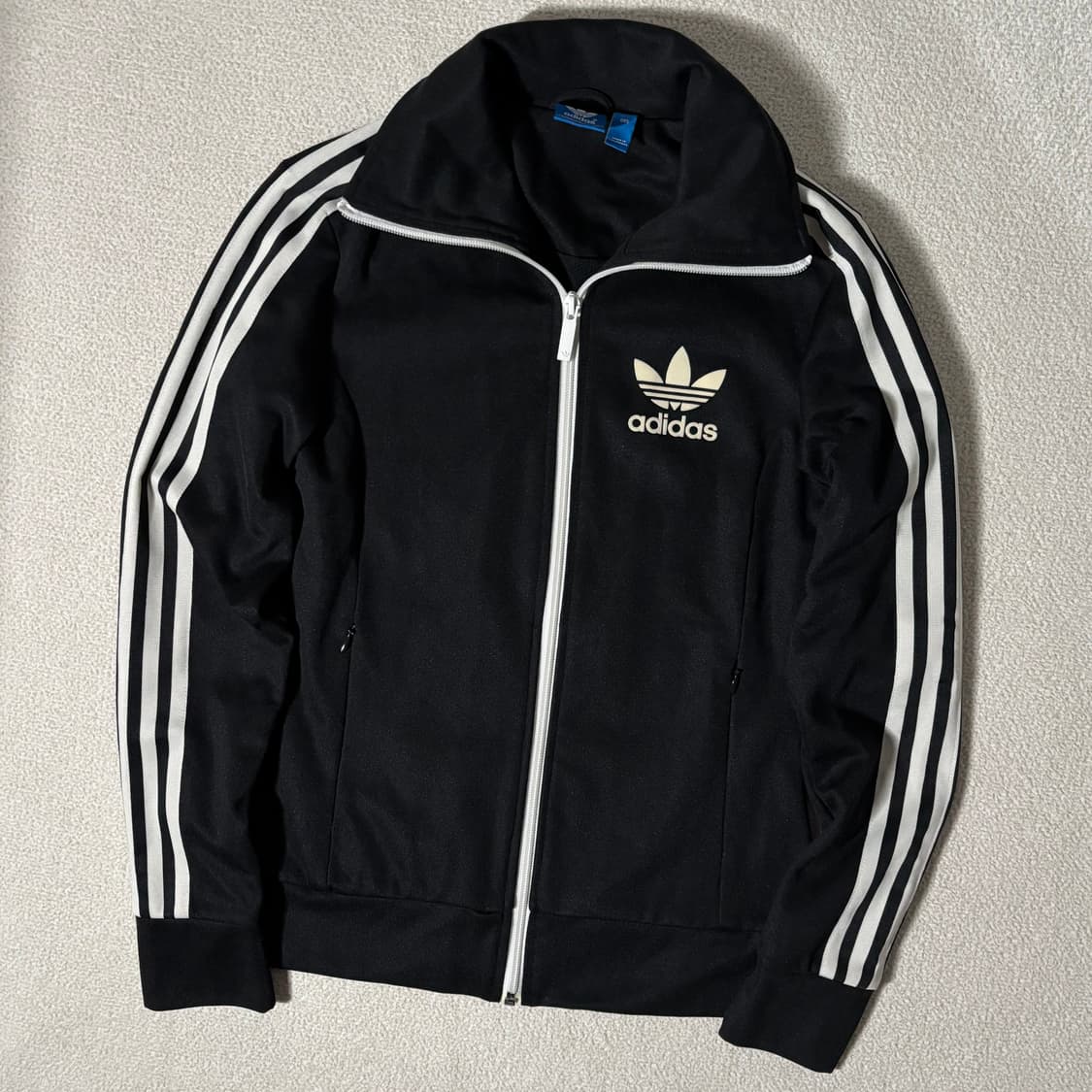 아디다스 구유로파 블랙 트랙탑 져지 상품이미지1