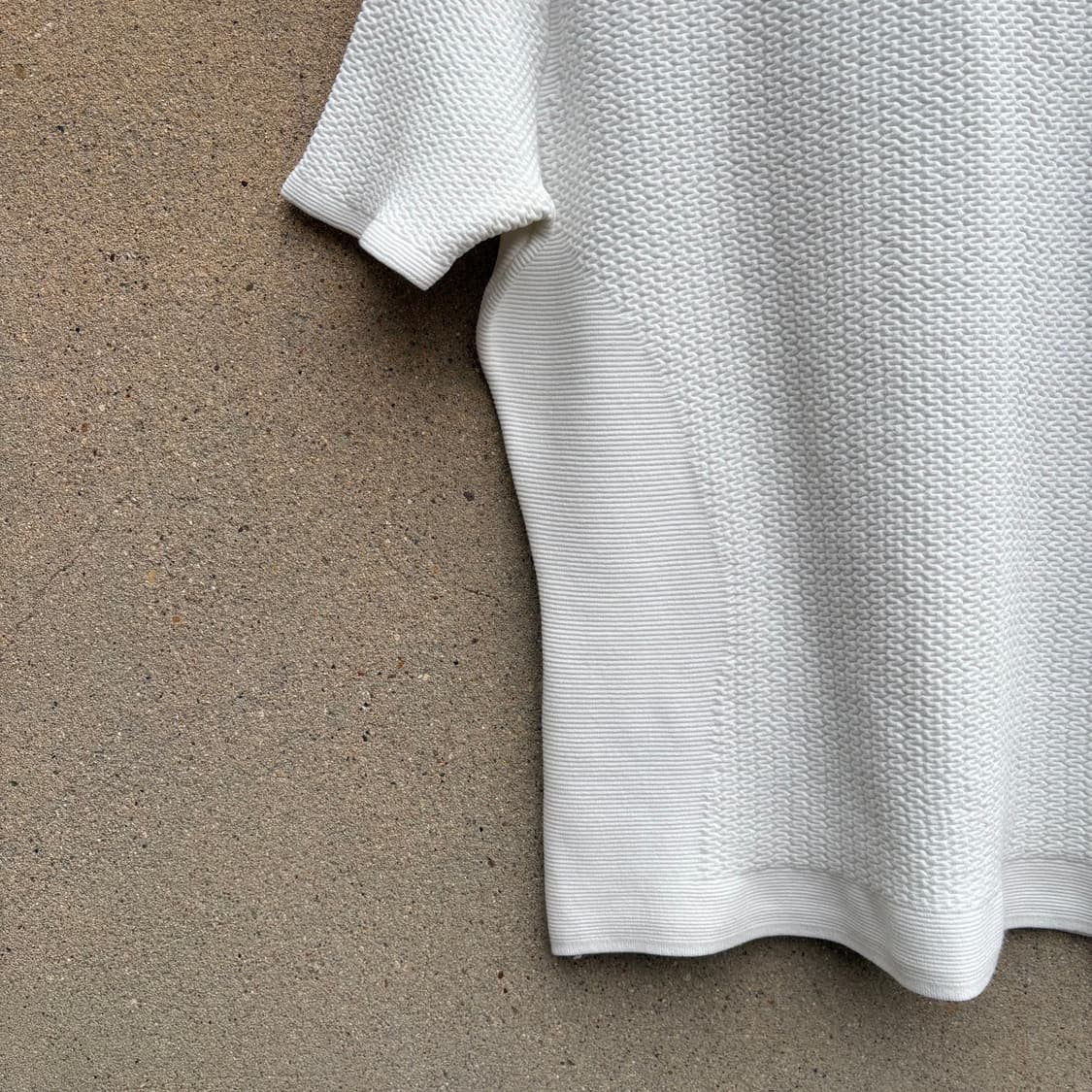 휴고보스 비대칭 화이트 탑 상품이미지6