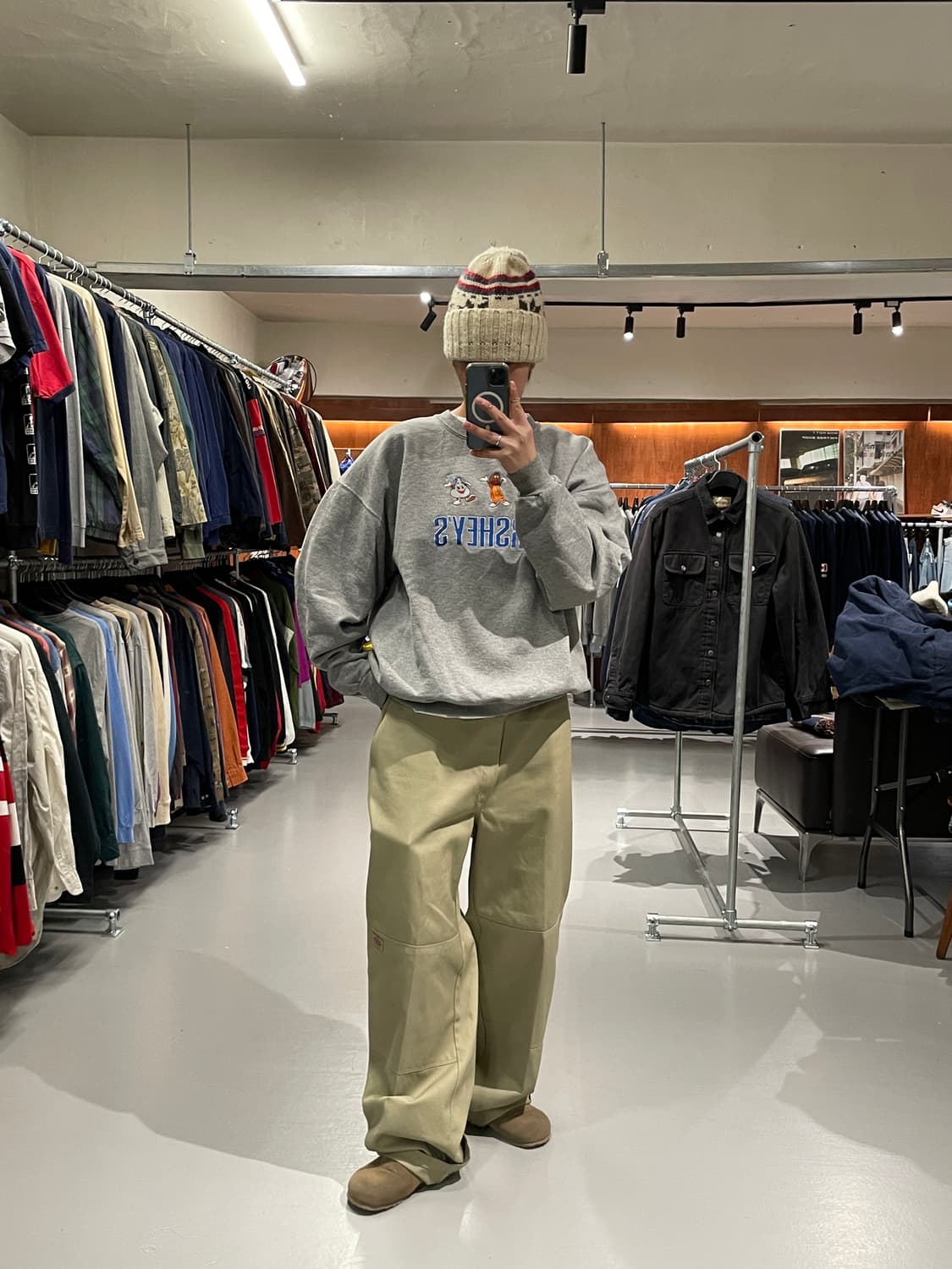 허쉬 자수 맨투맨 티셔츠 상품이미지2