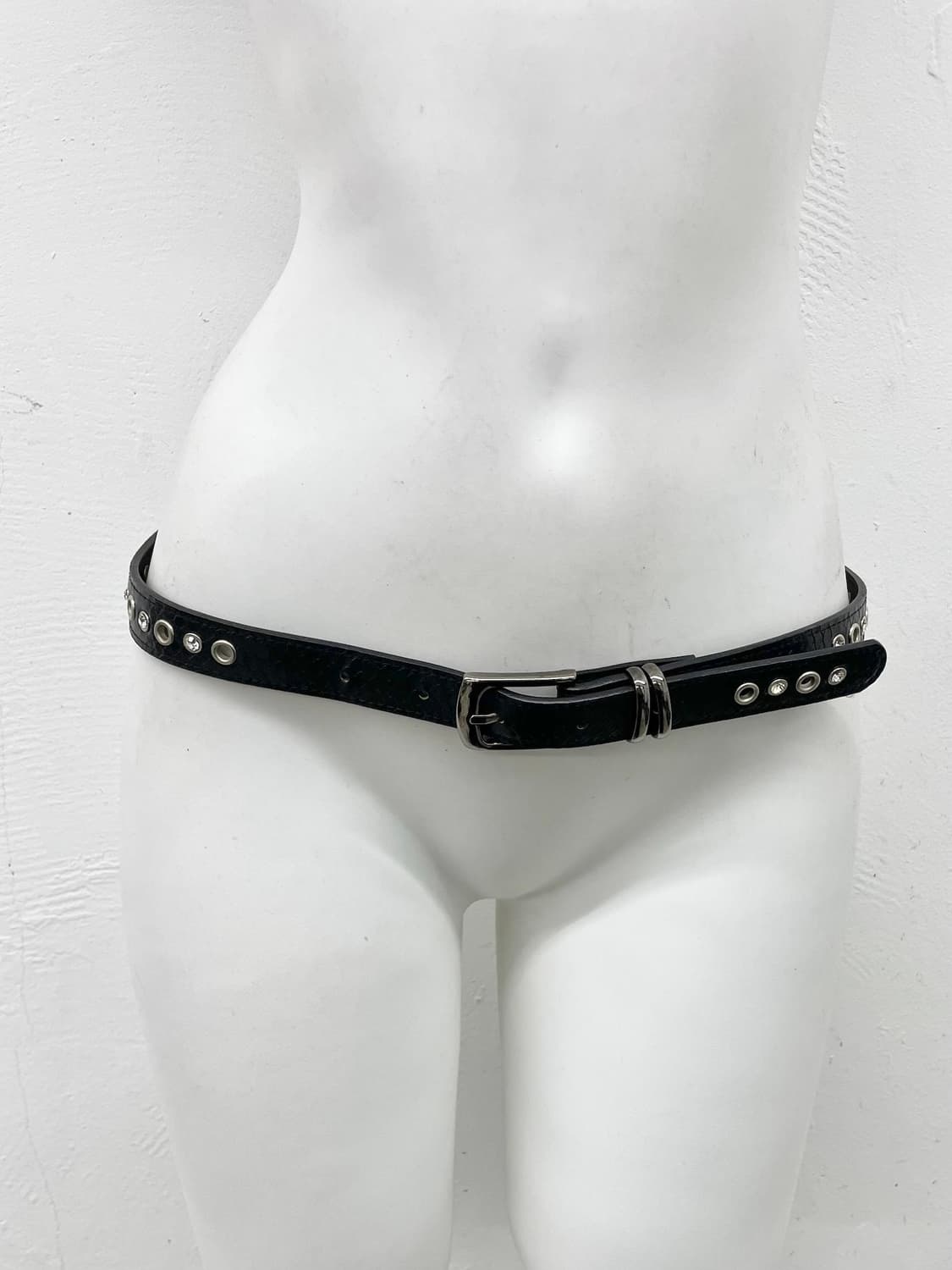 락시크 큐빅 펀칭 버클 벨트 상품이미지2