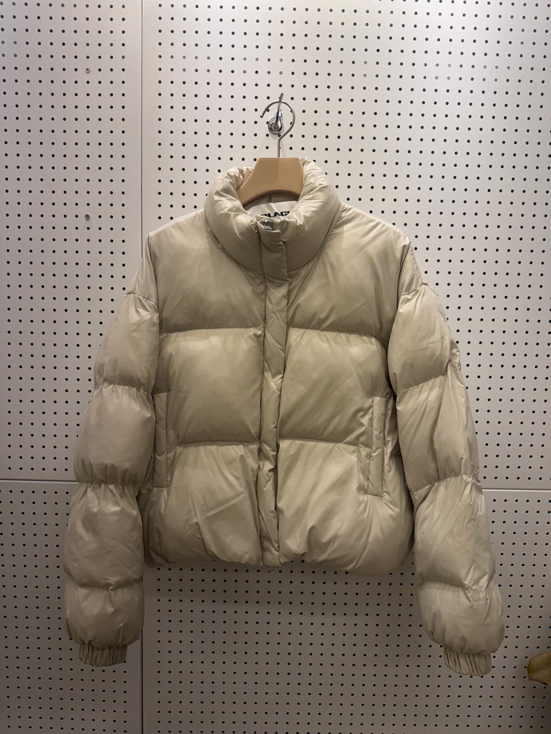 블랙업 베이지 숏 패딩 자켓 U179 상품이미지2