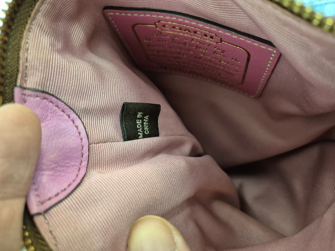 코치 시그니처 핑크 크로스백 상품이미지7