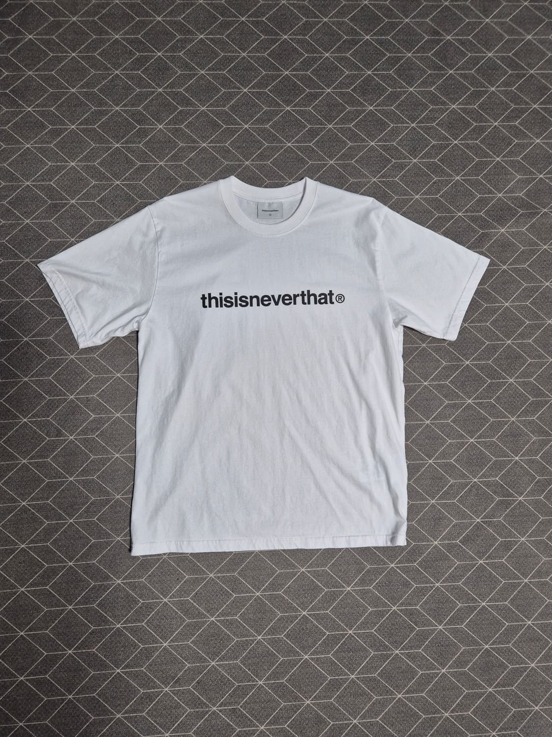 T-Logo Tee 상품이미지1