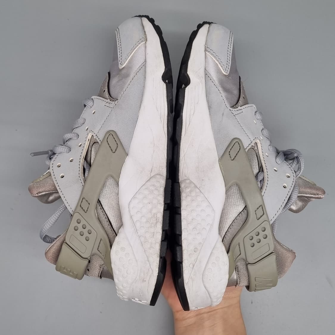 나이키 허라취런 실버 아동운동화 실사이즈210 상품이미지5