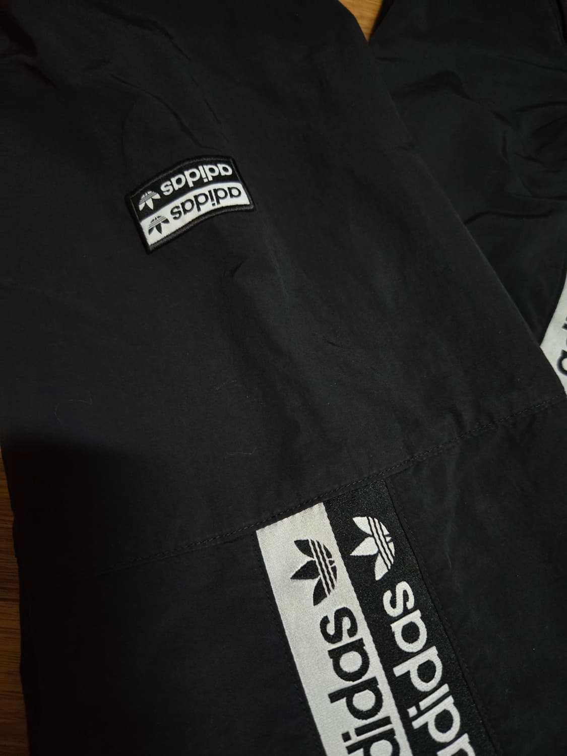 아디다스 자수 테이프라인 트랙 조거팬츠 상품이미지4