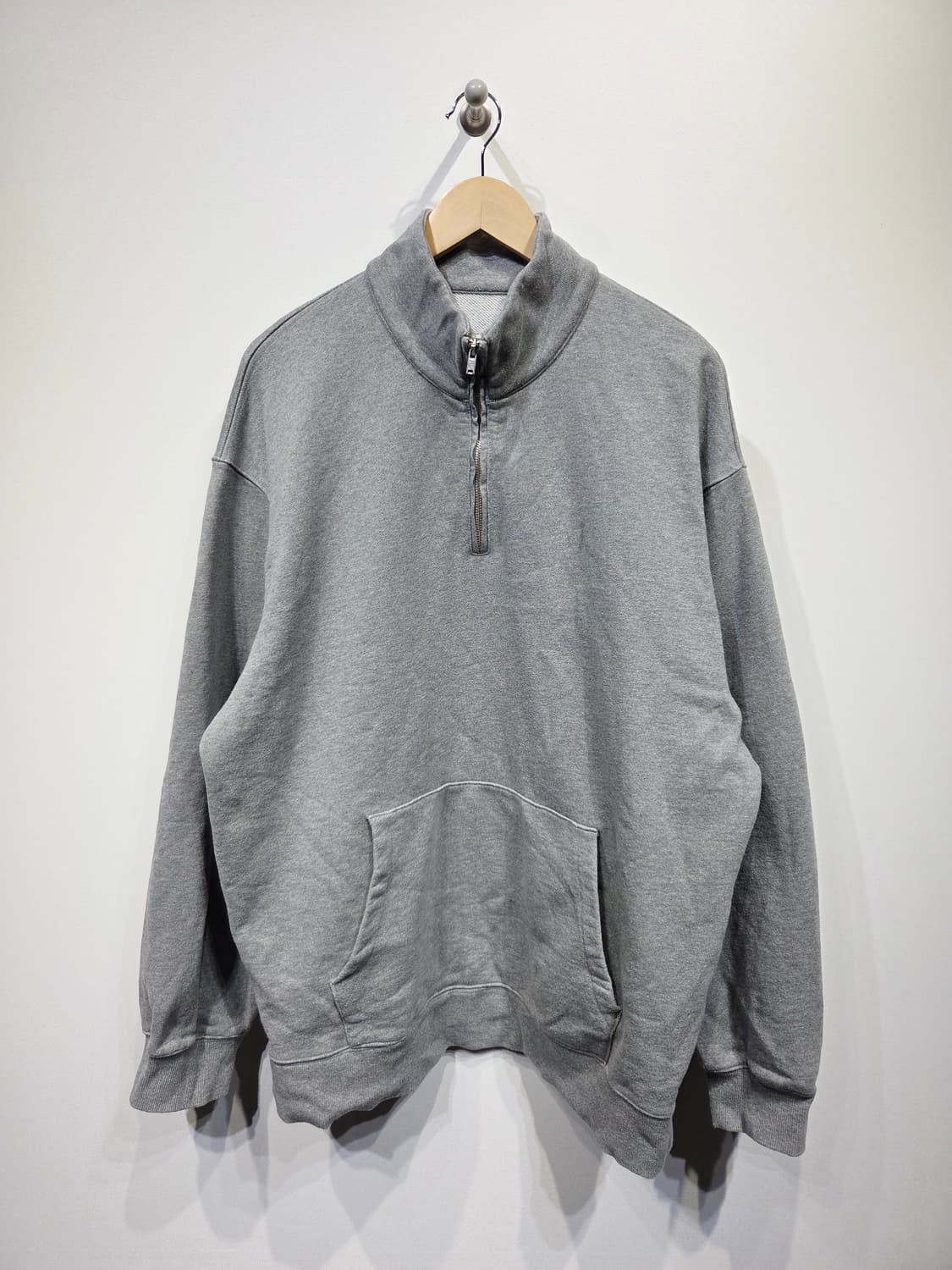 포터리 POTTERY 그레이 하프집업 맨투맨_4 상품이미지2