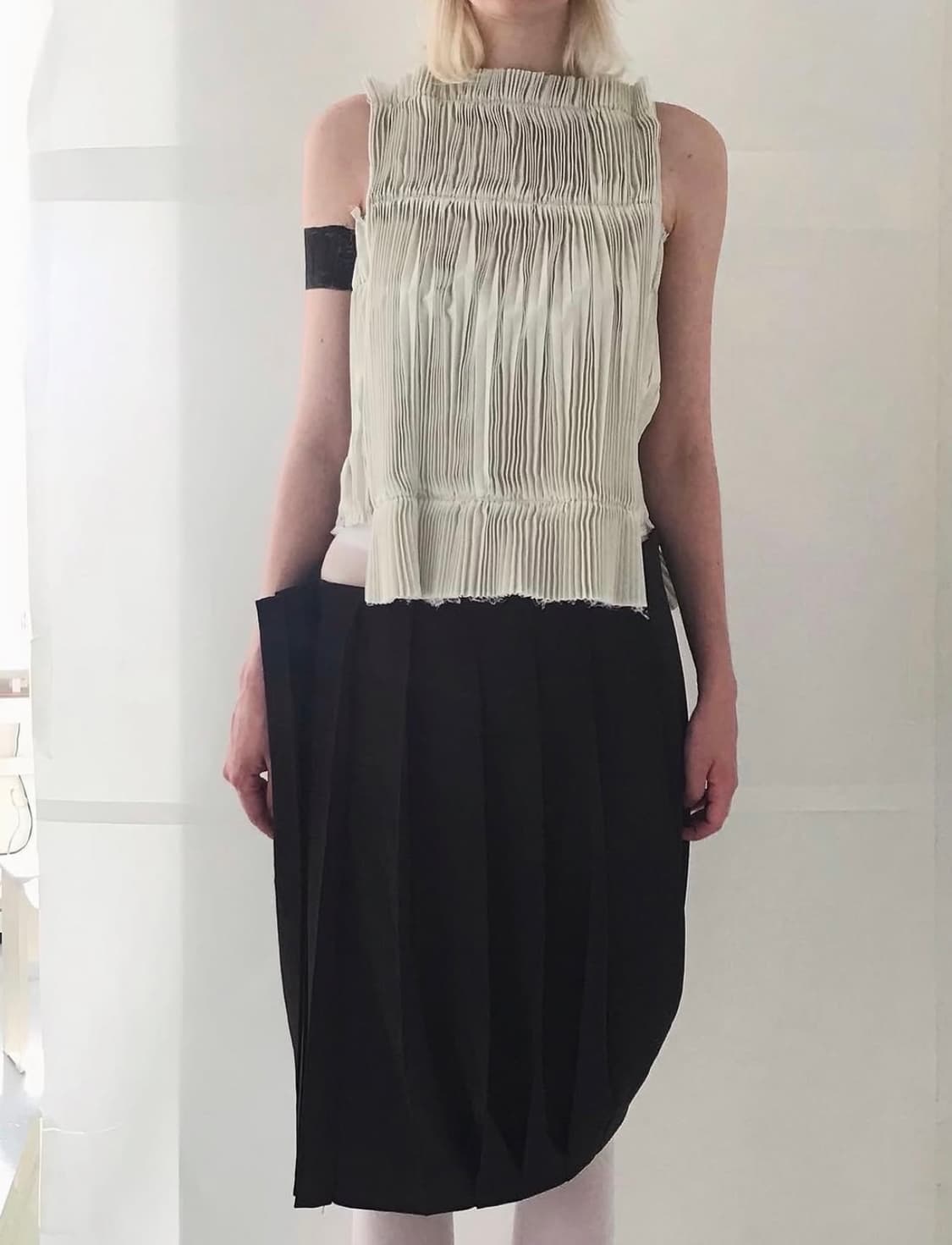 에옹쓰 플리츠 탑 새상품 상품이미지1