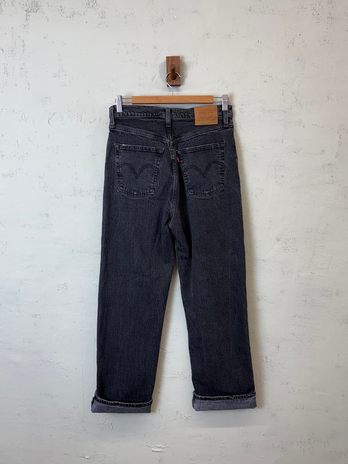 리바이스 프리미엄 흑청 데님팬츠 상품이미지2