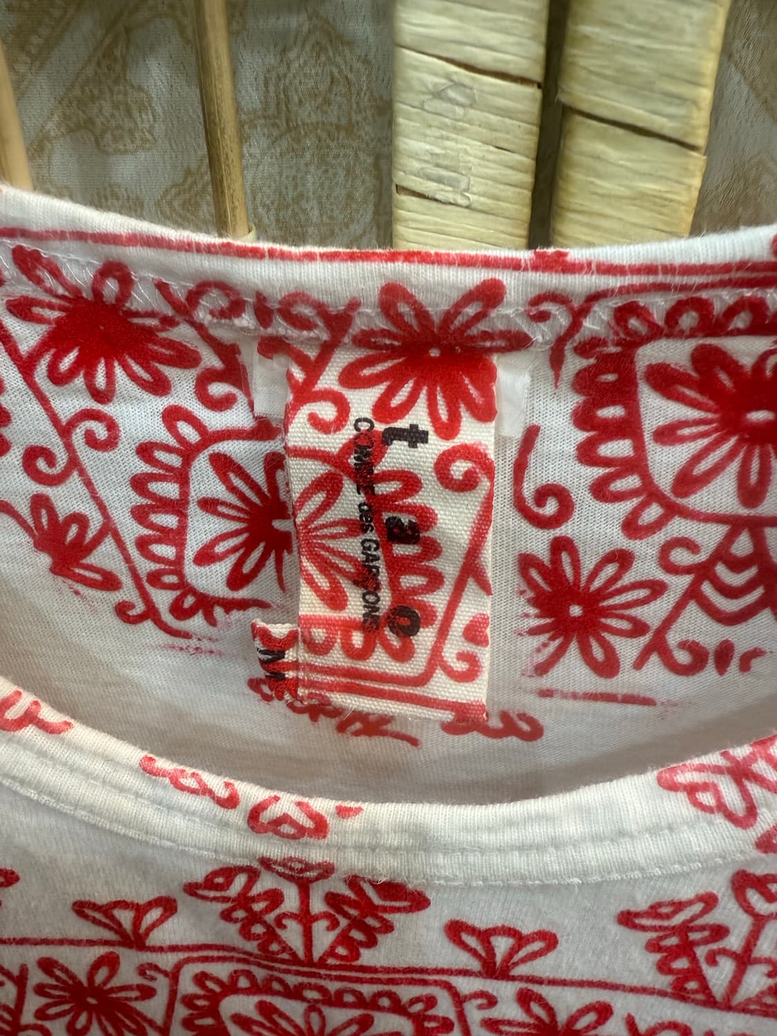 66 정품 꼼데가르송 반팔 팝니다 상품이미지2