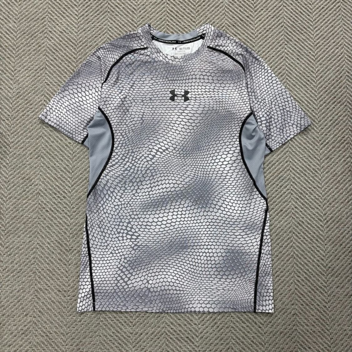 언더아머 트레이닝 티셔츠 v2643 상품이미지1