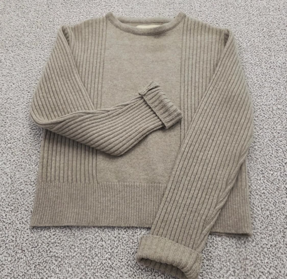 [새상품] 마뗑킴 Matin Kim 골지 울 캐시미어 니트 55반 상품이미지3