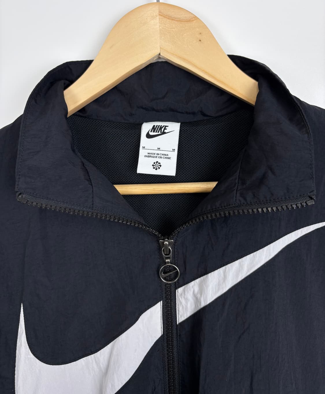 나이키 여성 에센셜 스포츠웨어 스우시 우븐 자켓 상품이미지3