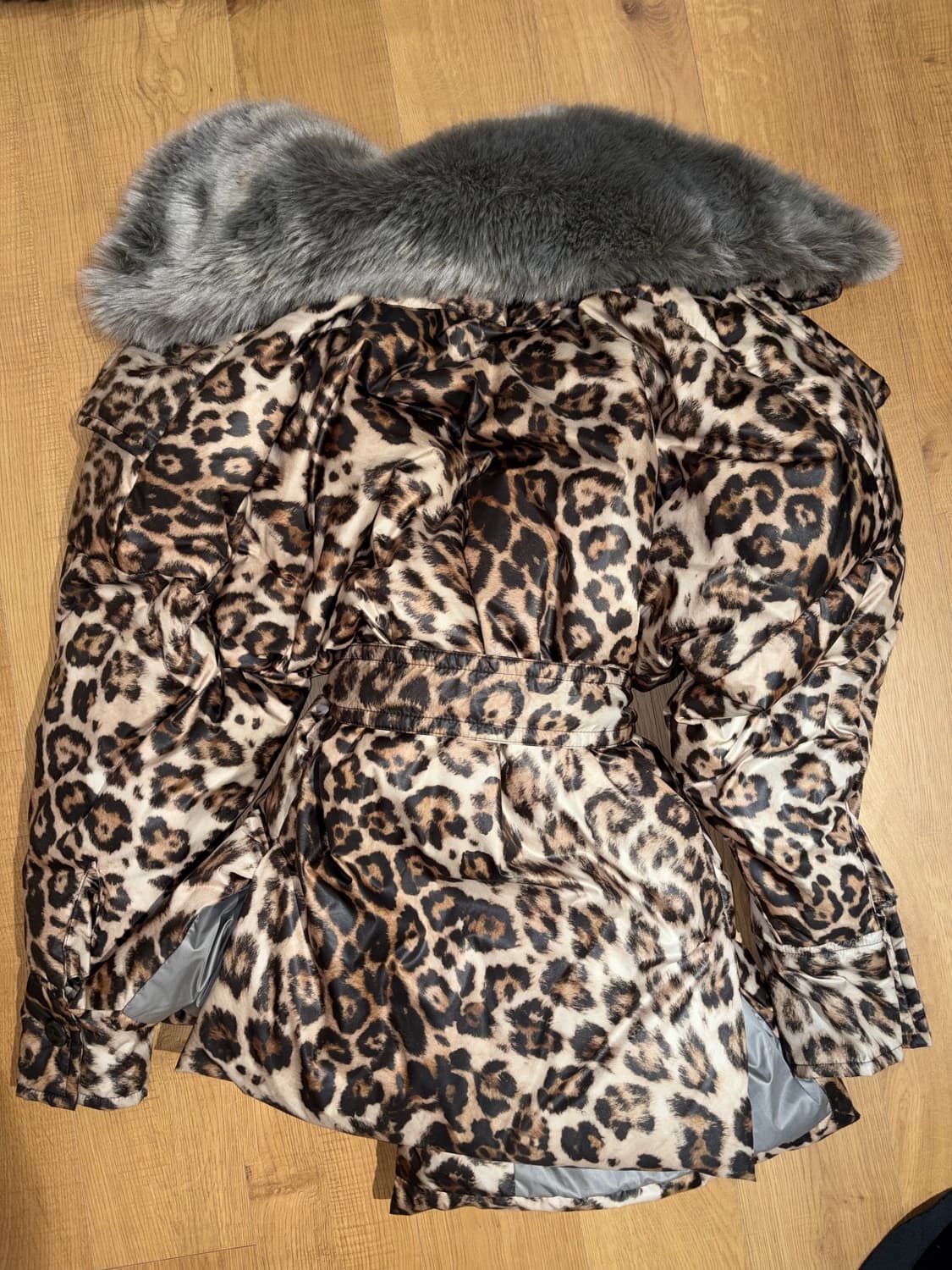 비비안웨스트우드 레오파드 퍼 패딩 상품이미지5