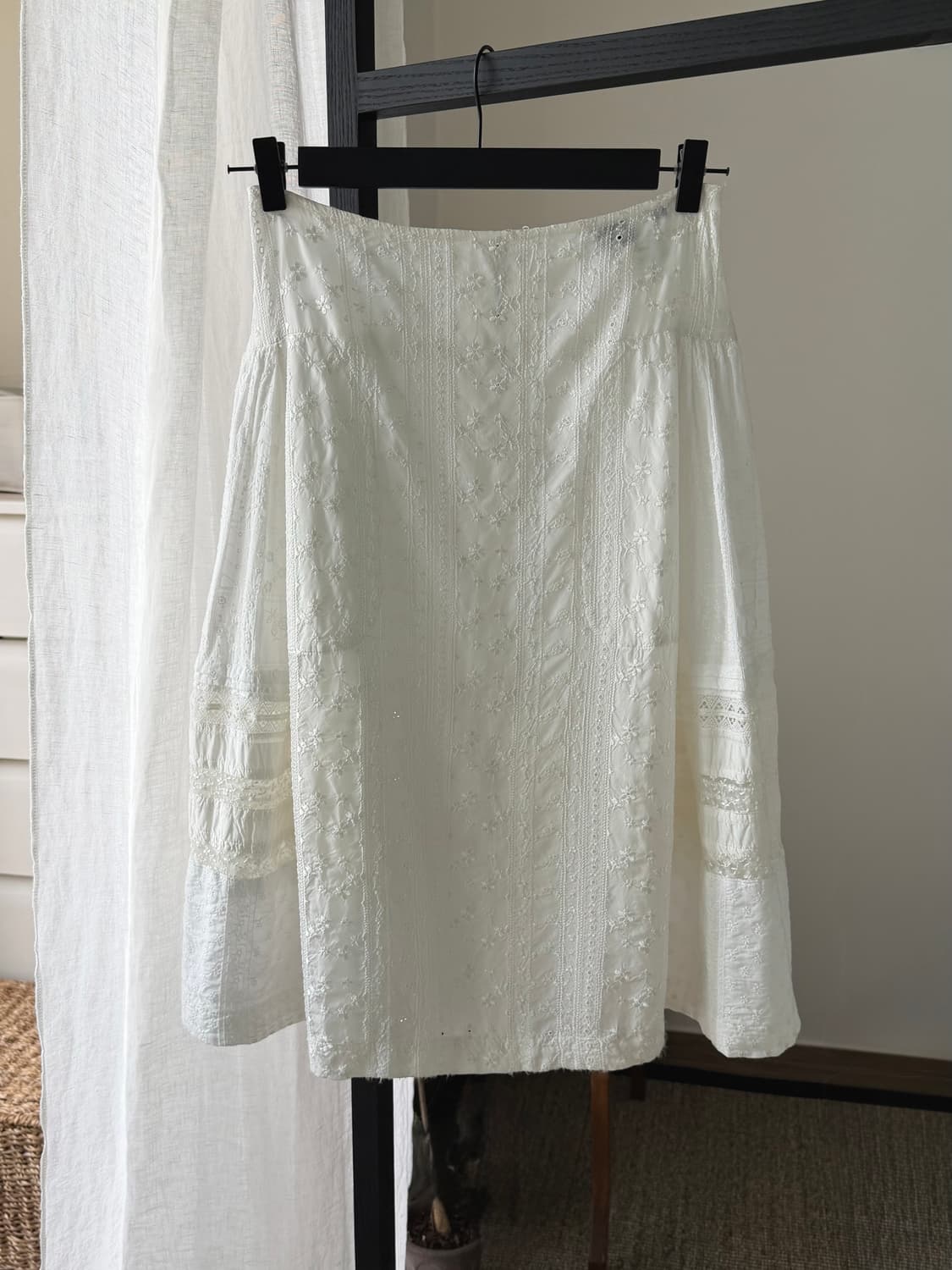 Comme des tricot broderie midi skirt 상품이미지1