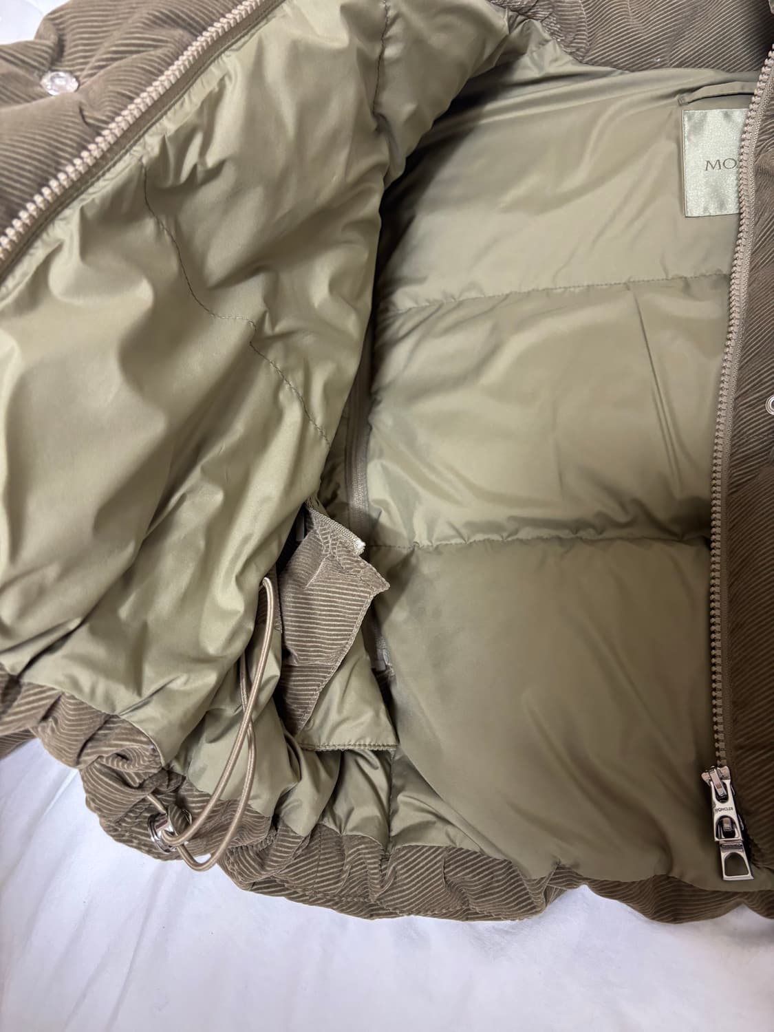 몽클레어 여성패딩 그레네델 Grenadelle 1사이즈 상품이미지4