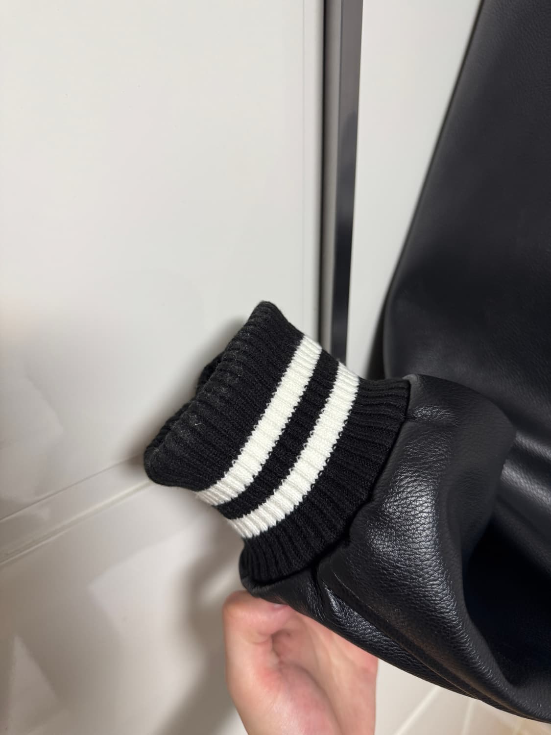 밈더x코인 바시티 L 사이즈 팝니다 상품이미지4