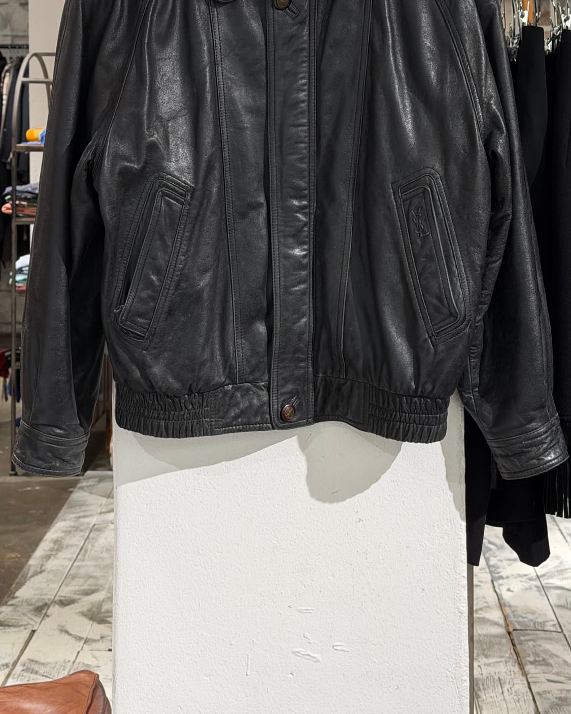 입생로랑 뿌르 옴므 블랙 램스킨 레더 자켓 상품이미지5