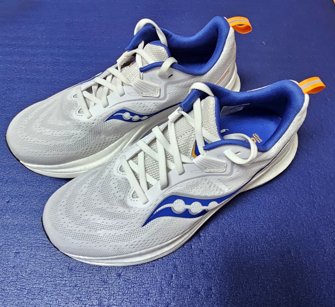 [265mm] 써코니 템퍼스2 러닝화 상품이미지3