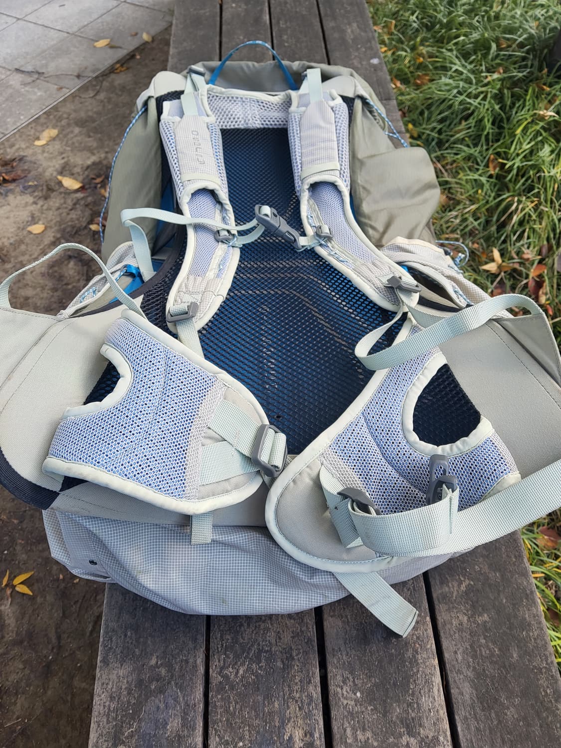 오스프리 레비티 60리터 경량배낭  상품이미지10