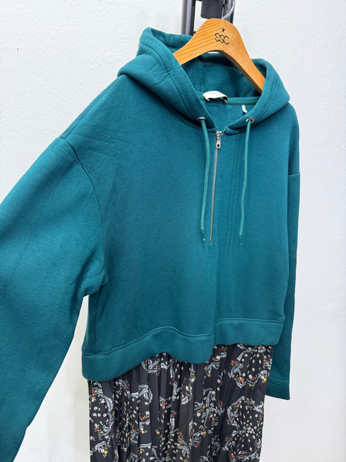 정품) 산드로 레이어드 플리츠 후드 원피스 38 상품이미지2