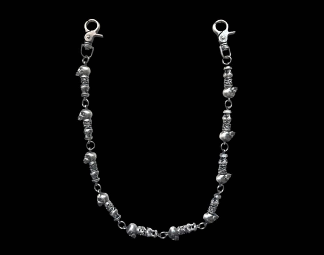 에모스탠스클럽 브로큰 스컬 10링크 체인 키체인 상품이미지1