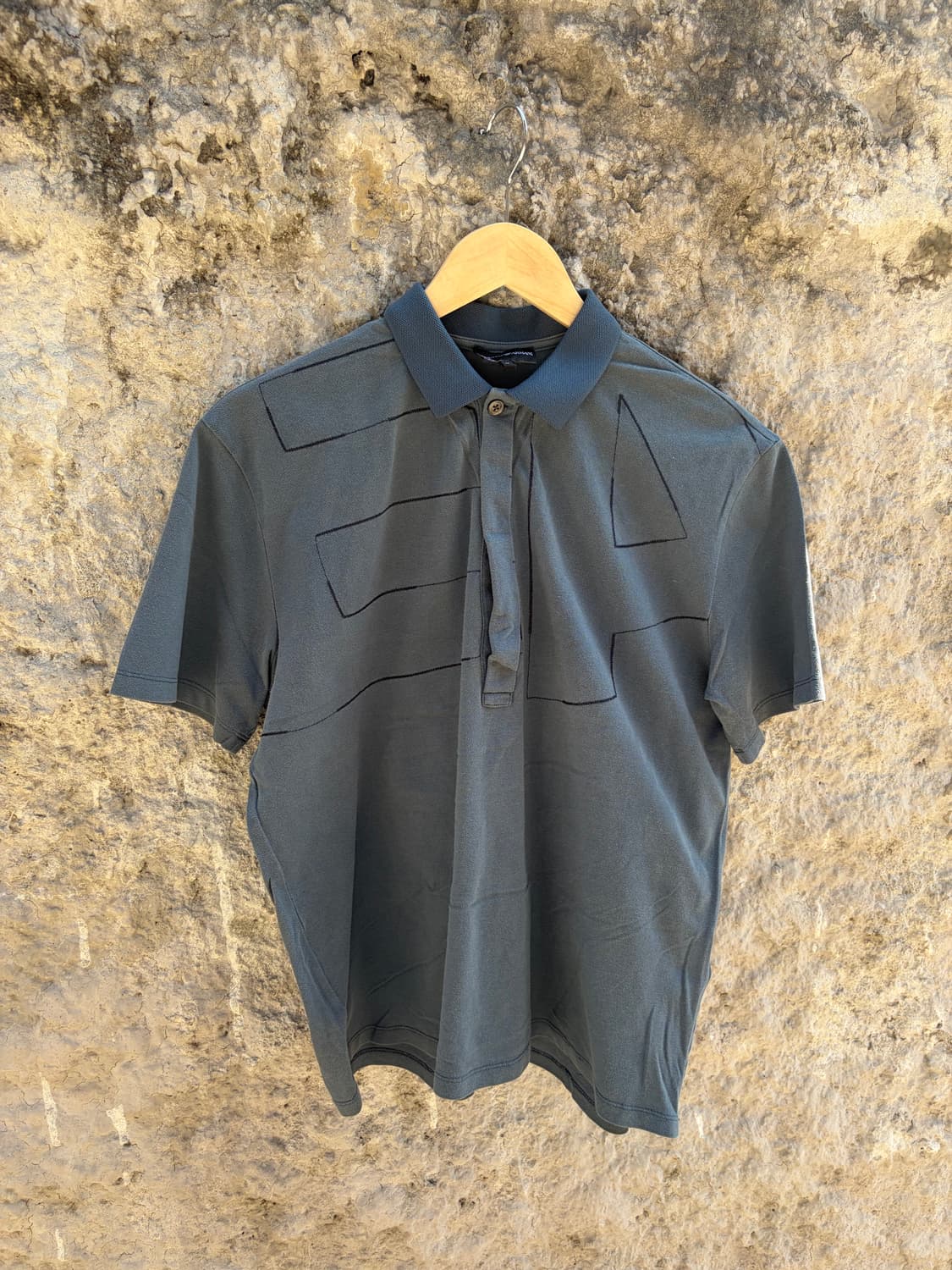 Emporio Armani 그래픽 카라 티셔츠 상품이미지2