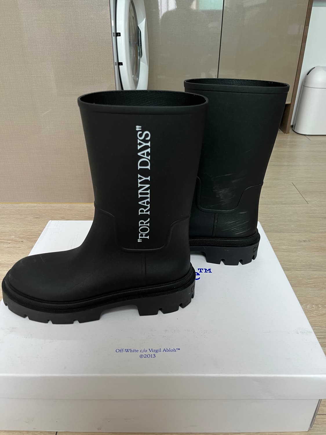 off white “for rainy days” boots 레인부츠 44 상품이미지4