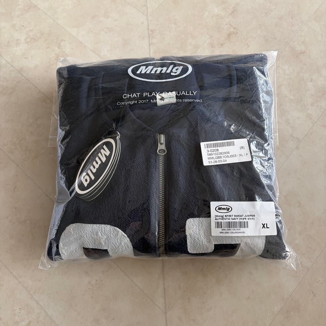 새상품(XL)MMLG 스피릿 스웨트 점퍼 어센틱네이비 상품이미지2
