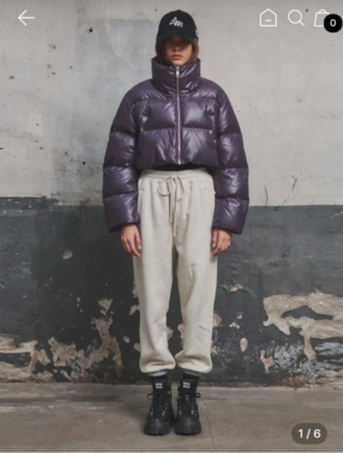 럭키슈에뜨 럭키마르쉐 2022 글로시 크롭 다운 패딩  F 사이즈 상품이미지1