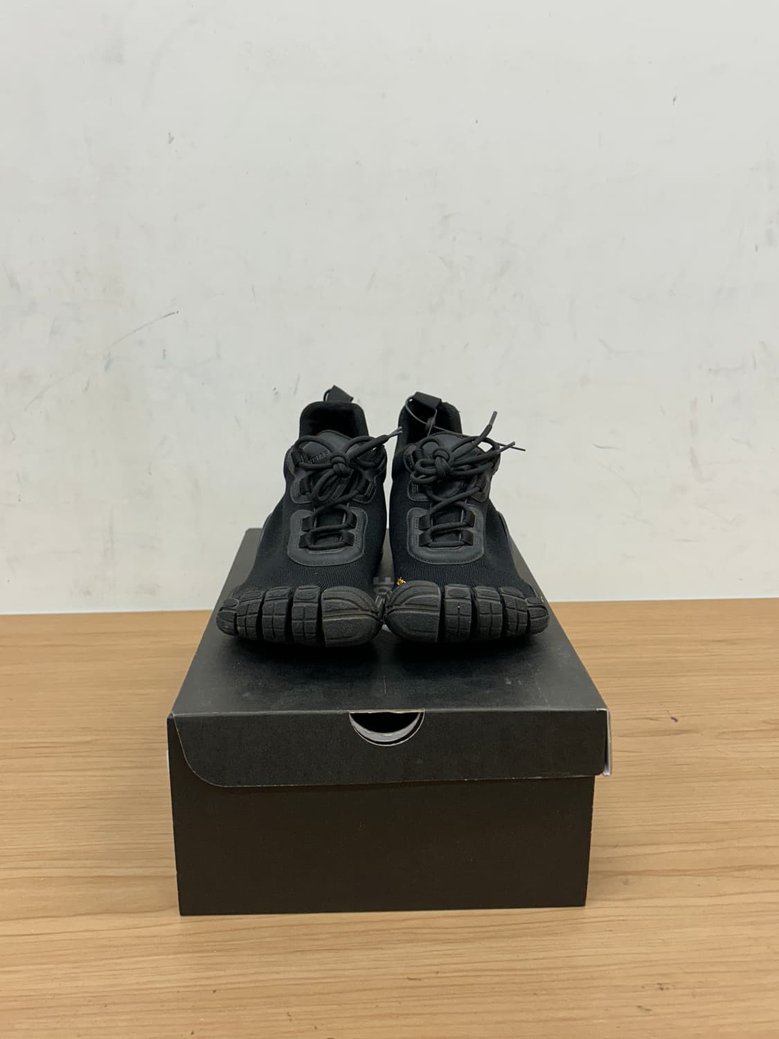 발렌시아가 비브람 파이브 핑거스 42 상품이미지4