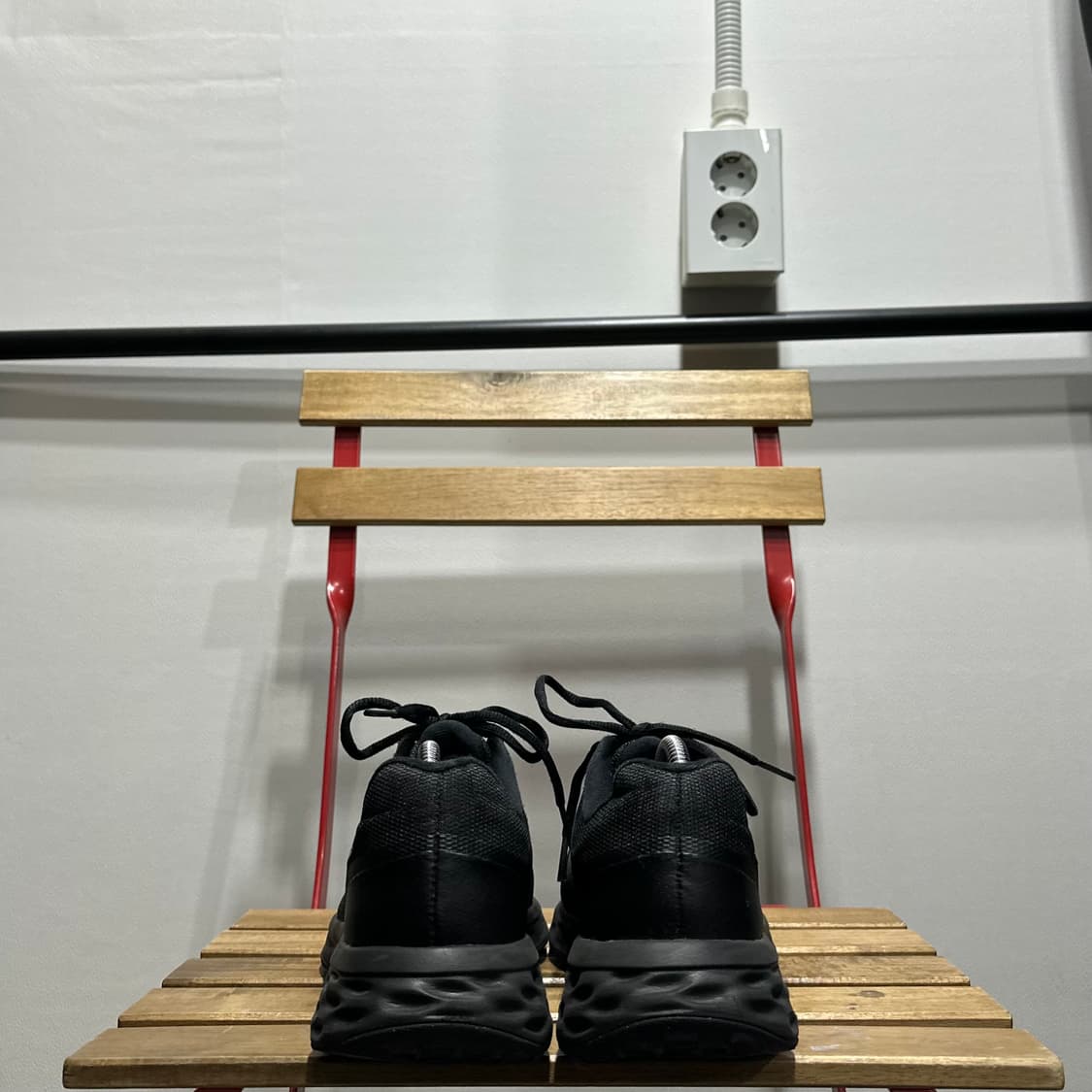 270) 나이키 운동화 남성 남자 신발 레볼루션 블랙 남성 런닝화 상품이미지4