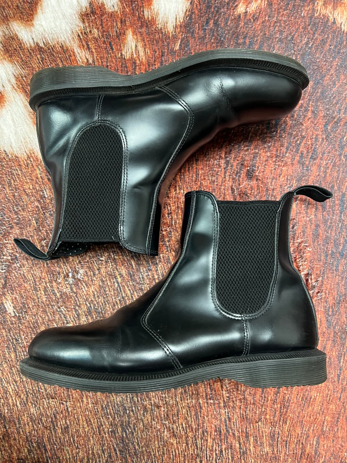 [240] 닥터마틴 플로라 첼시부츠 블랙 상품이미지1