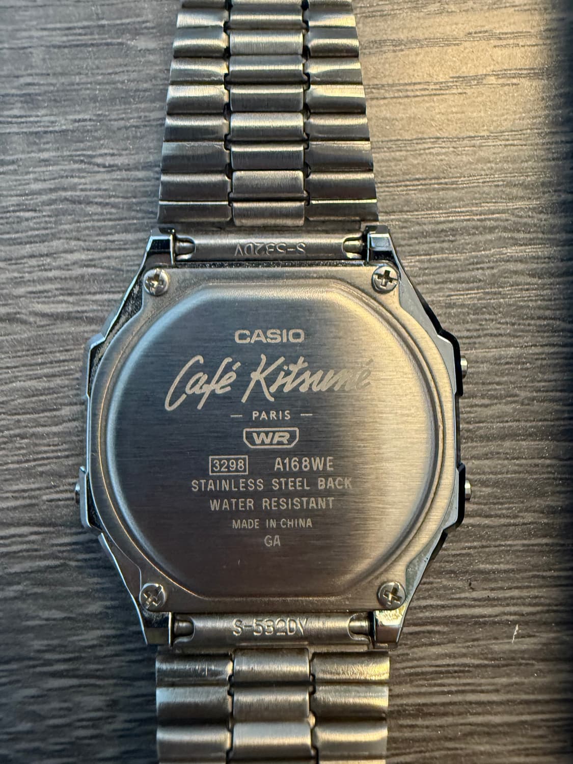 카시오 x 메종 키츠네 카페 A168WECK-7A 상품이미지4