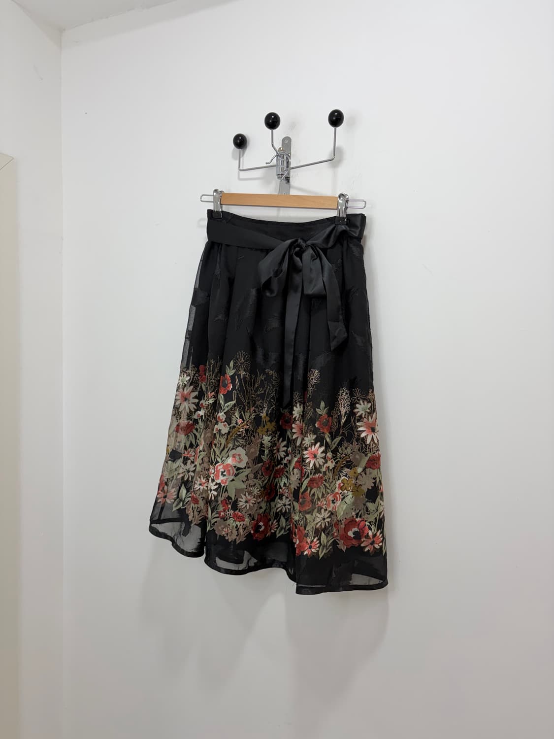 엑시즈팜 리본 꽃 스커트 치마 상품이미지1