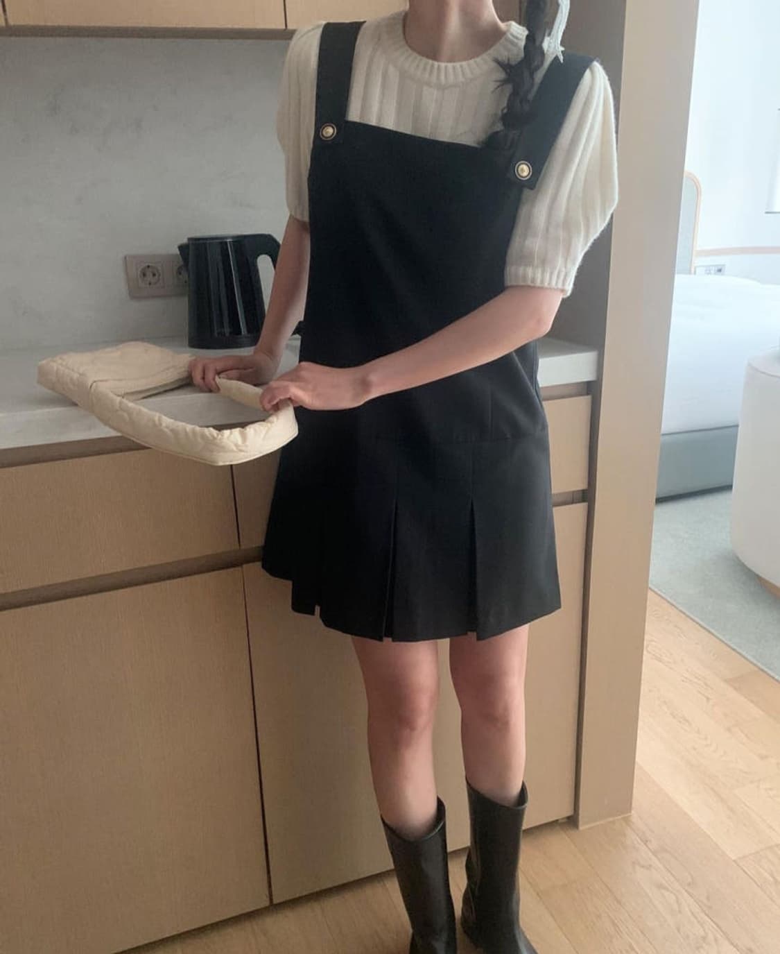 멜라운지 로우 주름 원피스 하객룩 상품이미지1