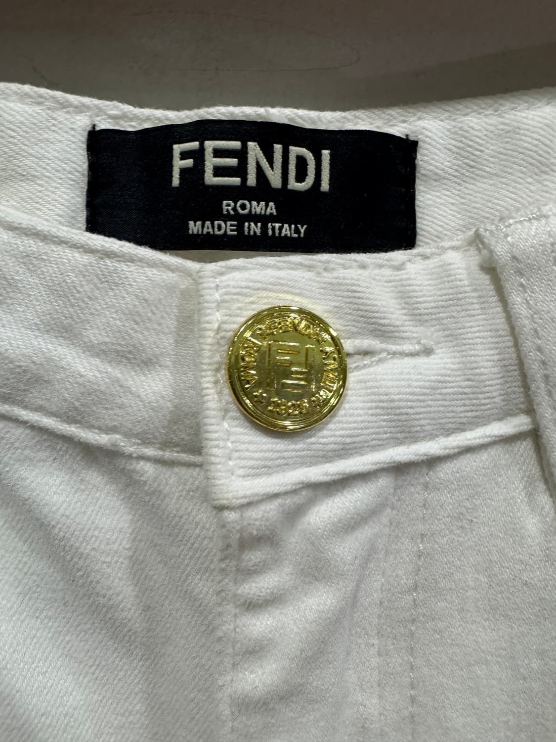 펜디 화이트 데님 팬츠 36사이즈 정품 상품이미지3