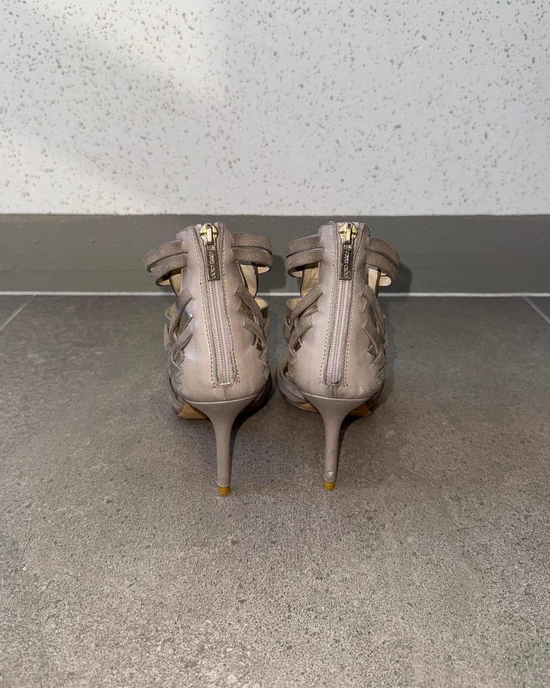 Jimmy Choo beige open toe strap pumps 상품이미지6