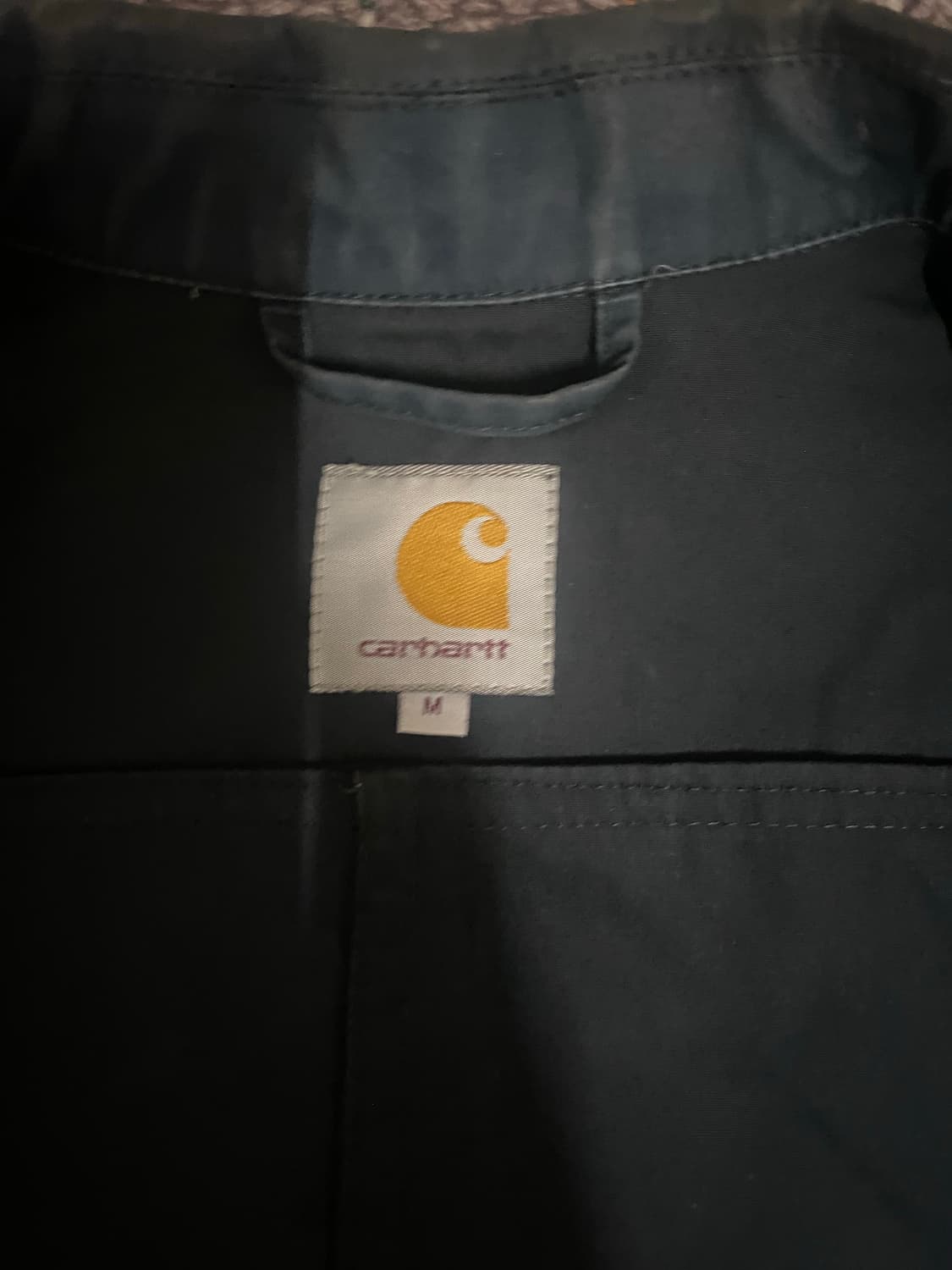 칼하트 네이비 컬러 코트 상품이미지3