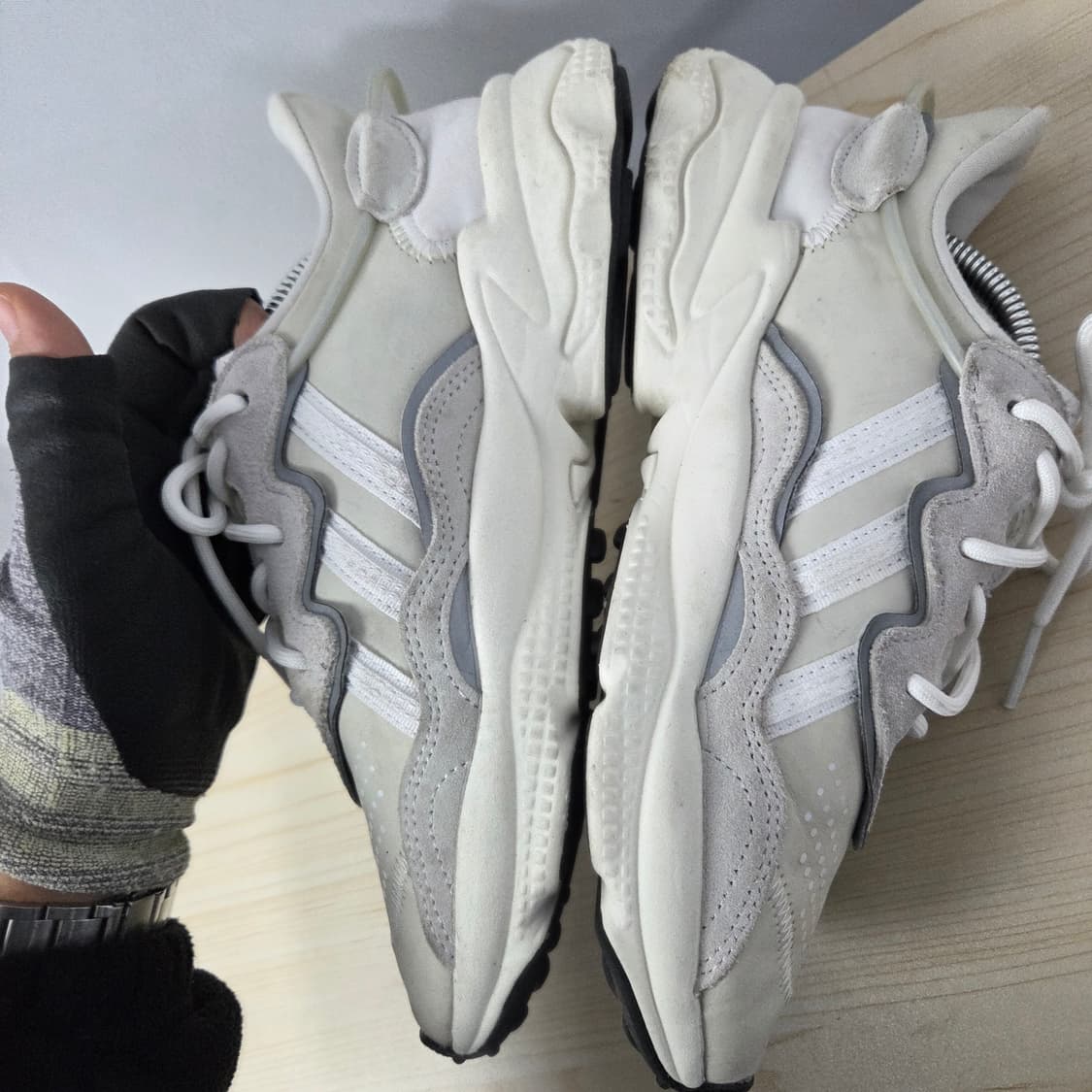 230 아디다스 오즈위고 런닝화 베이지화이트 운동화 상품이미지6