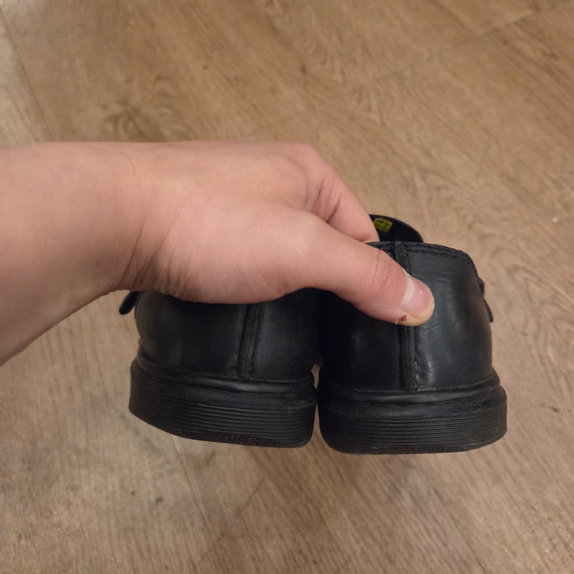 닥터마틴 패트리샤 블랙 uk6 250-255  상품이미지3