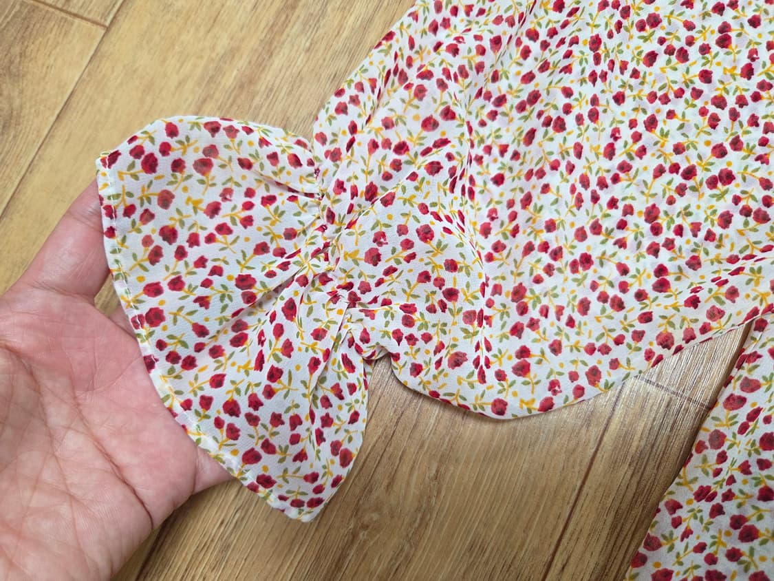 스키니피그(SKNNYPIG) 시스루 플라워 블라우스 프리사이즈 상품이미지5