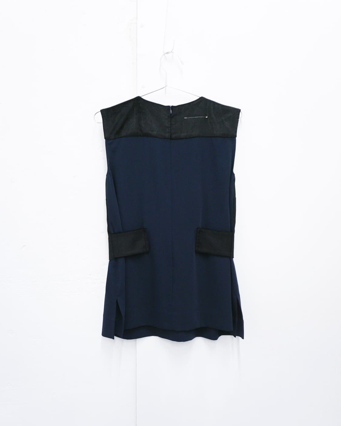 MM6 sleeveless 상품이미지2