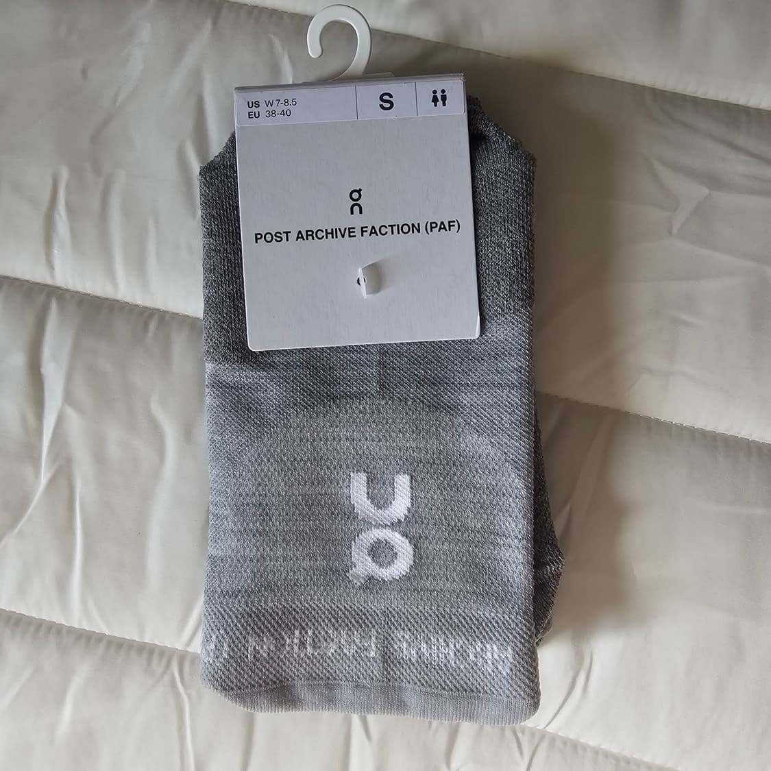 S 새제품. 온 러닝 x 파프 PAF 메리노 삭스 런닝 러닝 양말 그레이 상품이미지2