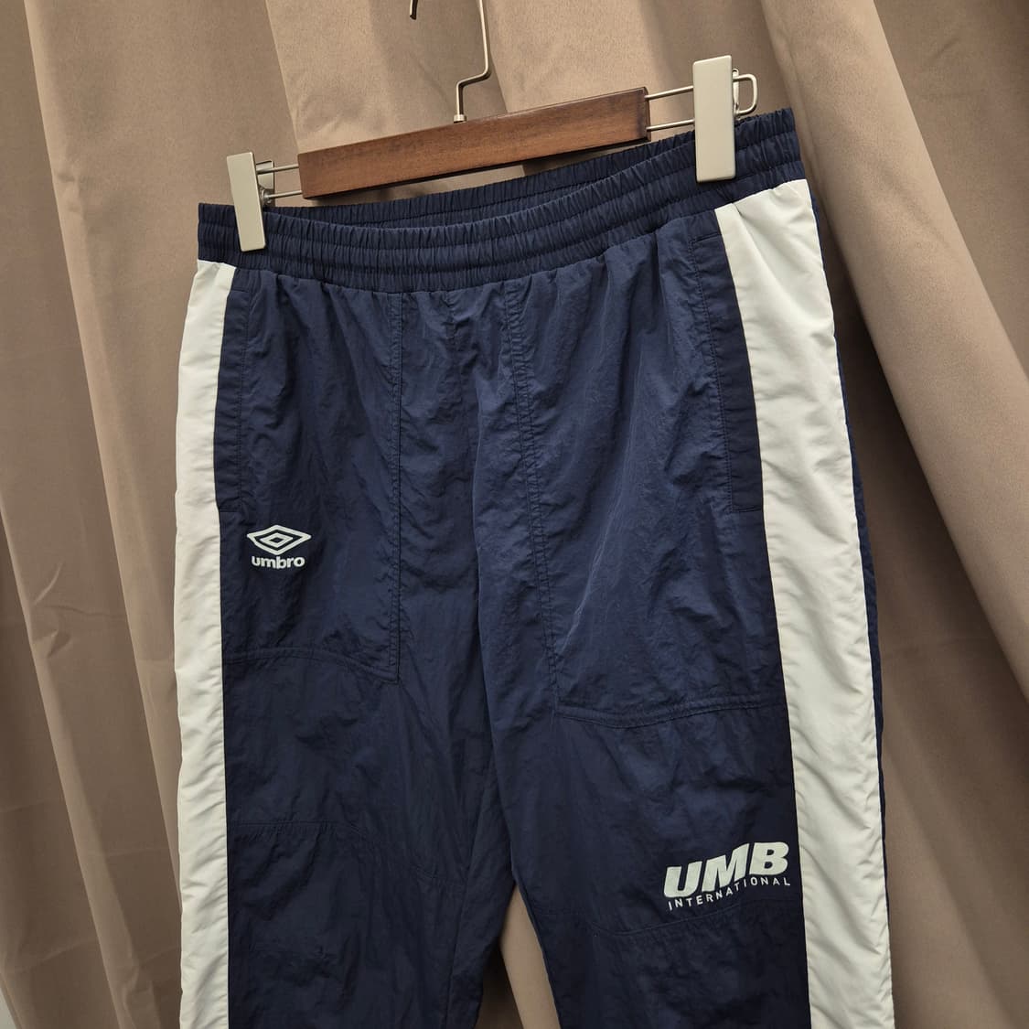엄브로 HBL 스포티 캐주얼 우븐 조거 팬츠 L 상품이미지2