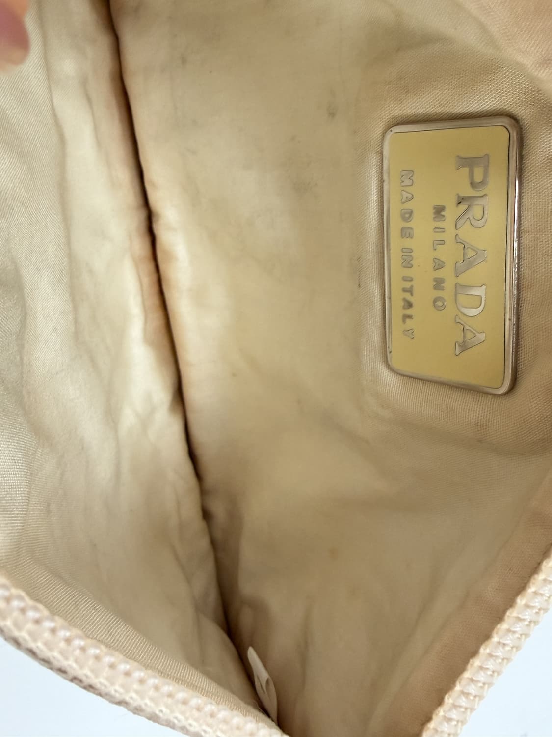 프라다 메쉬 쇼퍼백 베이지 + 레더 파우치 상품이미지9