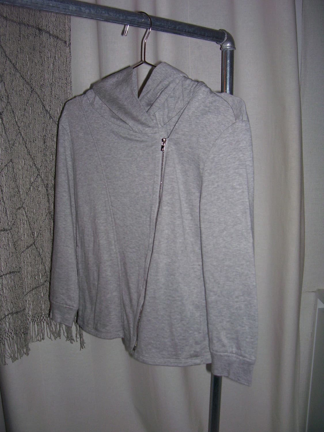 32 cubic crop hood zip-up 상품이미지1