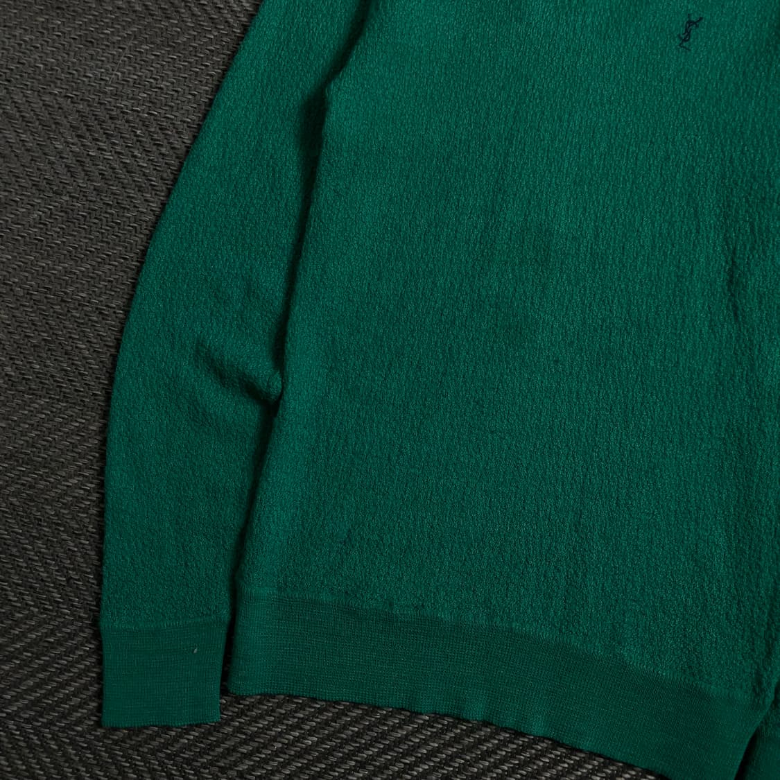 90s 입생로랑 아카이브 YSL 자수로고 미니멀 니트y 4277 상품이미지4